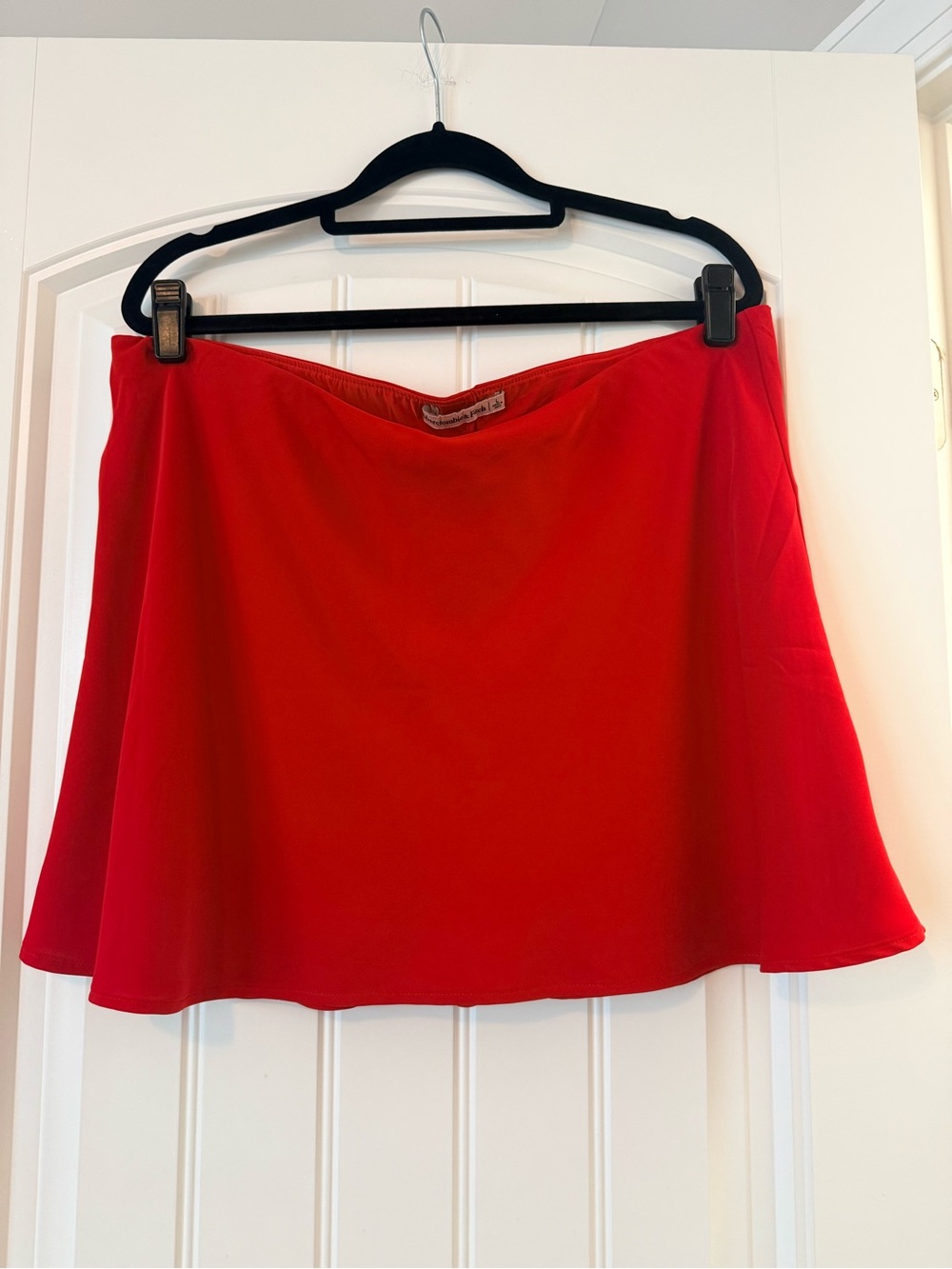 Abercrombie & Fitch Red Circle Skort